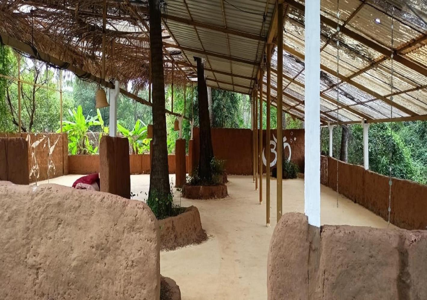 Jamboree Creek Yoga Mandrem Exterior foto